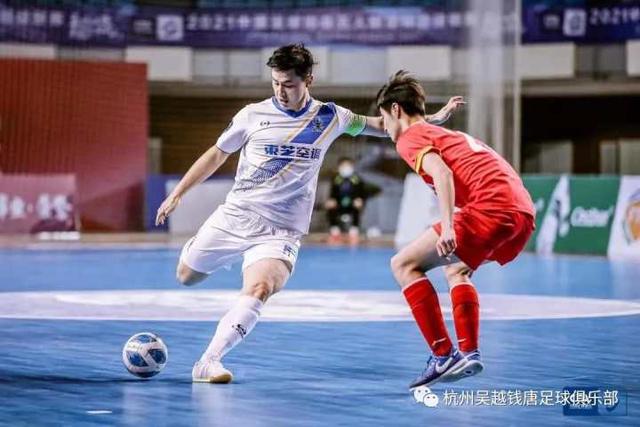 解说：尼克斯上半场歇大了 下半场及时复苏 布伦森无愧纽约之王